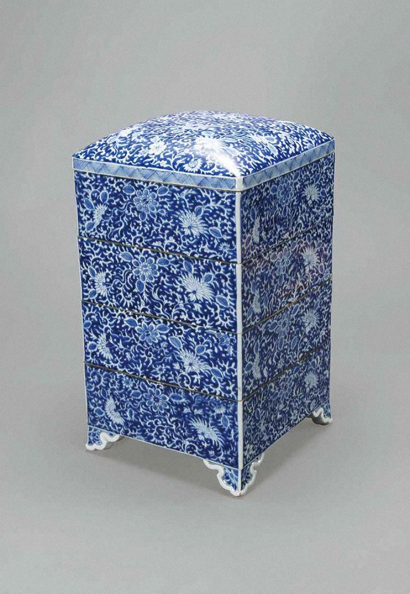 瀬戸の染付磁器