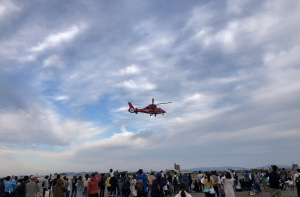 昨年の消防ヘリ訓練展示飛行の様子