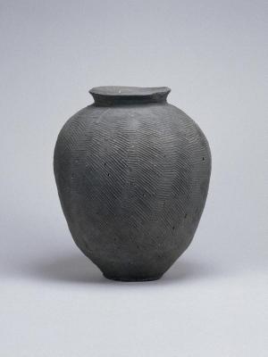 鎌倉時代の壺