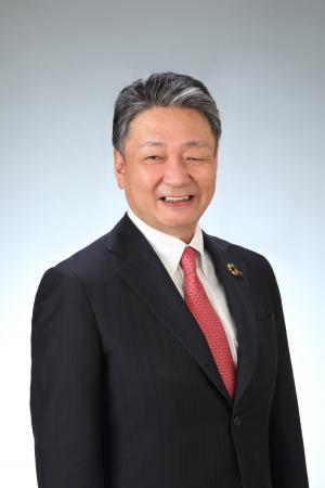 鈴木啓氏