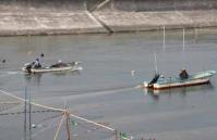 【豊川市】網を仕掛ける漁師4（御津新田付近）