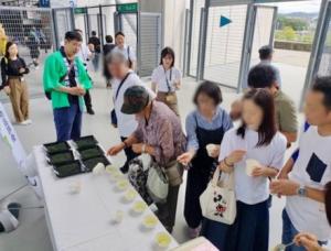 産業フェスタ　とよた茶ブース