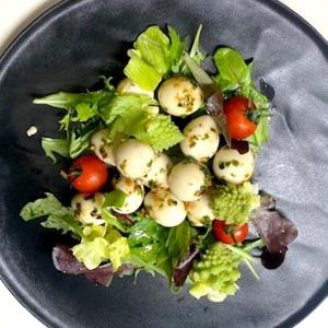 青のり香るうずらのガーリックソテー