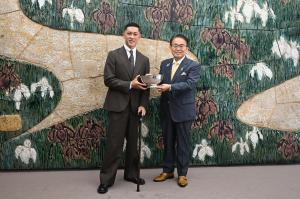 小田選手の訪問