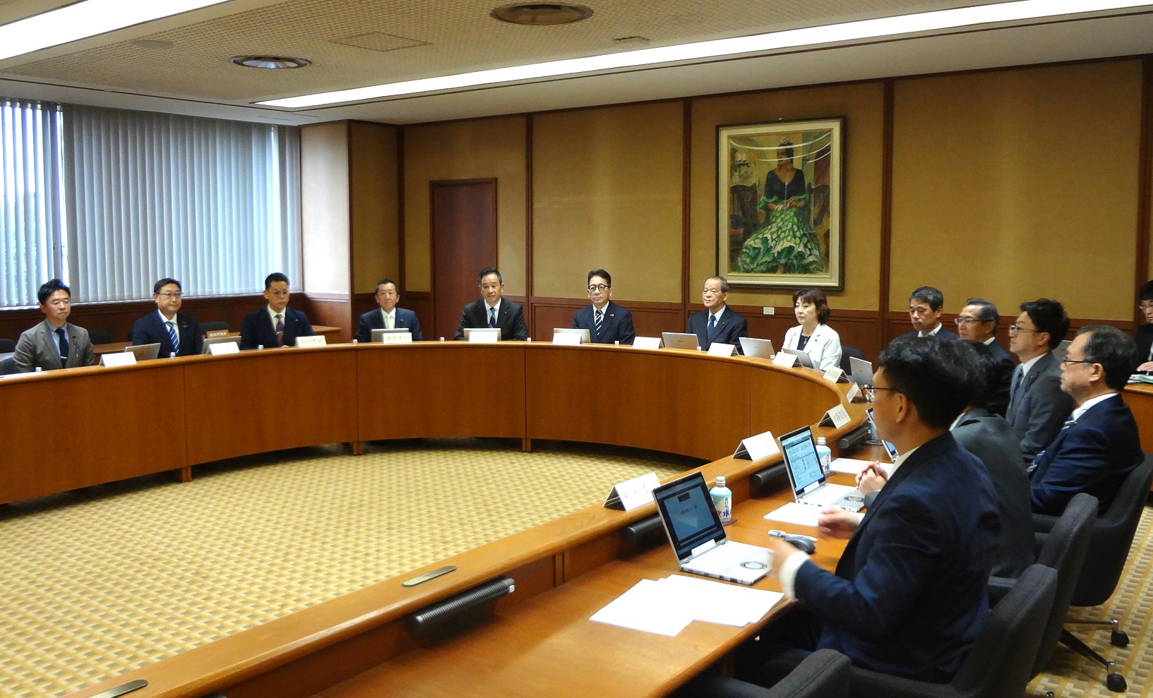 デジタル化・地方創生調査特別委員会審査状況画像