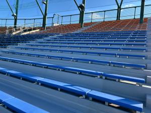 球場観客席の防水塗装の完成写真