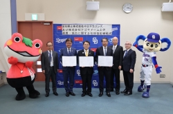 20260313-2株式会社中日ドラゴンズと株式会社ナゴヤドームとの「連携・協力に関する包括協定」の締結式