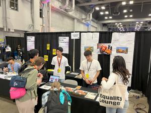 展示会の様子１