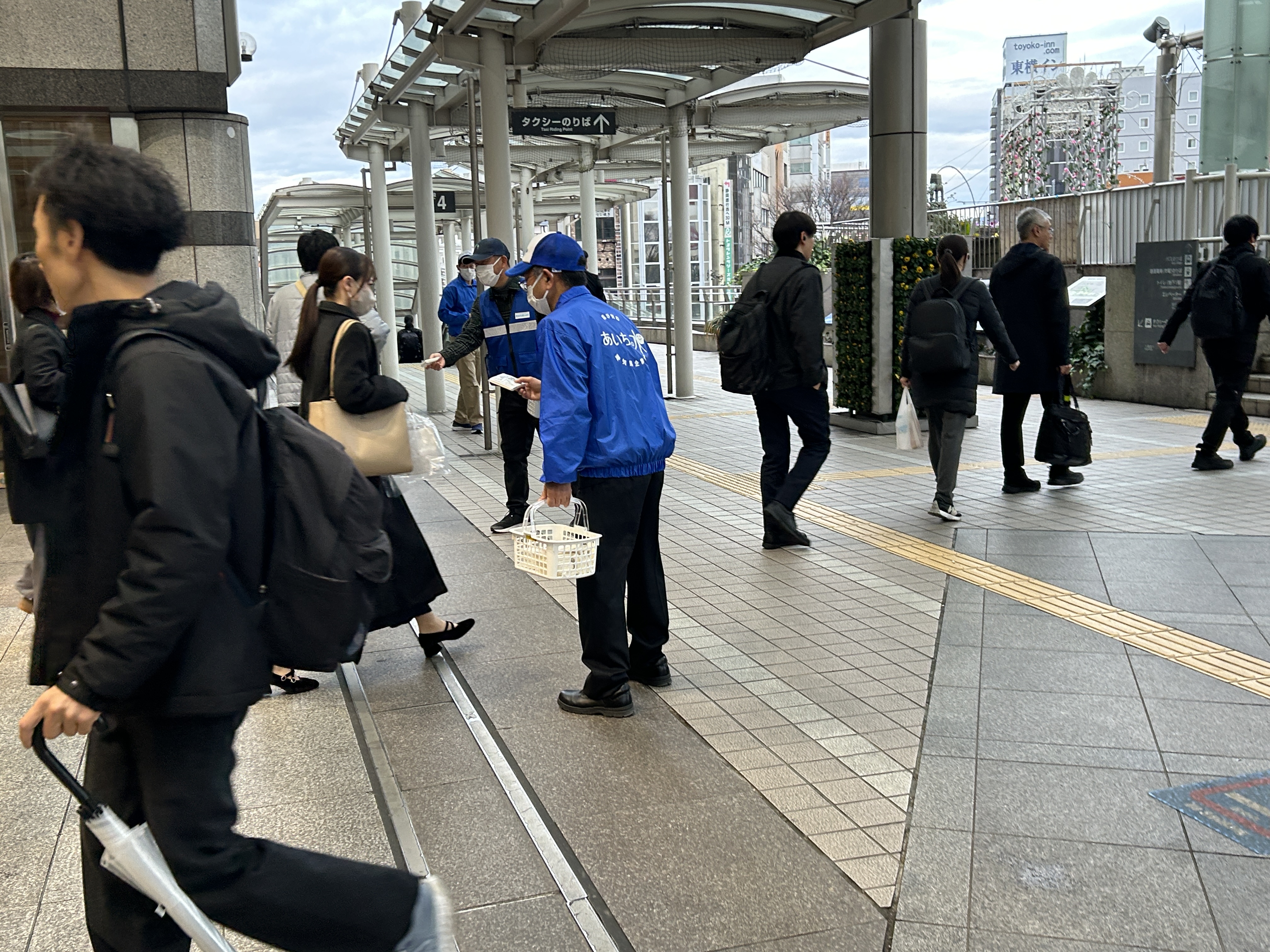 街頭節水ＰＲ活動の様子