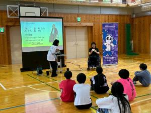 赤いバラの写真です。