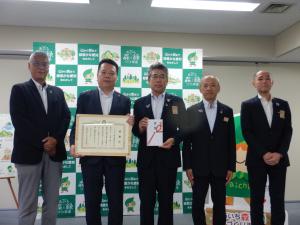 ウエルシア5人