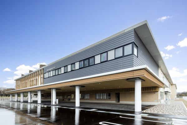 岡崎特別支援学校完成写真1